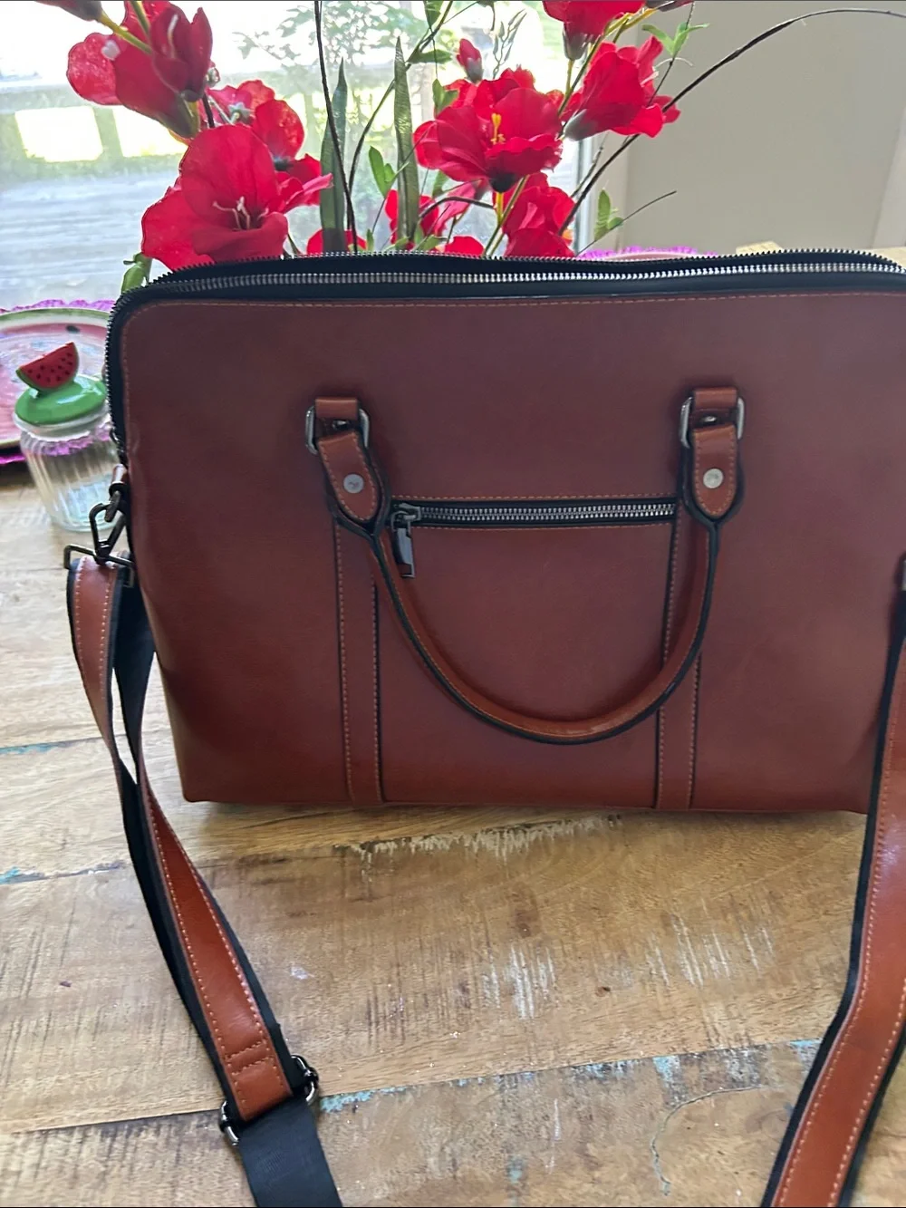 Large New Handbag or Briefcase Bag in BrownLeather. Never Used-